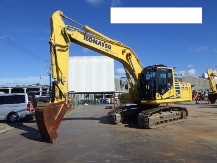 Komatsu PC210-11 Tracked Excavator