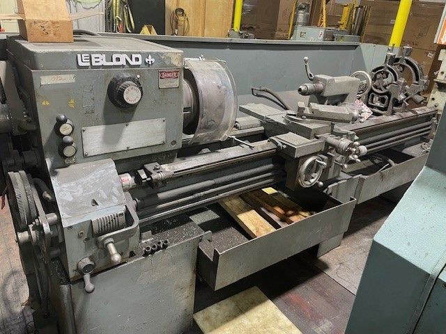Leblond Geared Head Engine Lathe with Servo-Shift 1600 RPM LEBLOND REGAL 19” x 78”