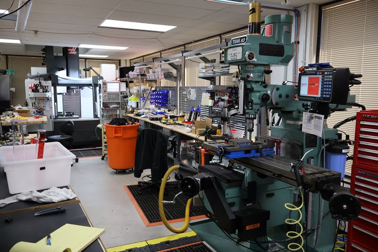 SouthWestern IND. K3 PROTO-TRAK KMX Vertical 4200 rpm