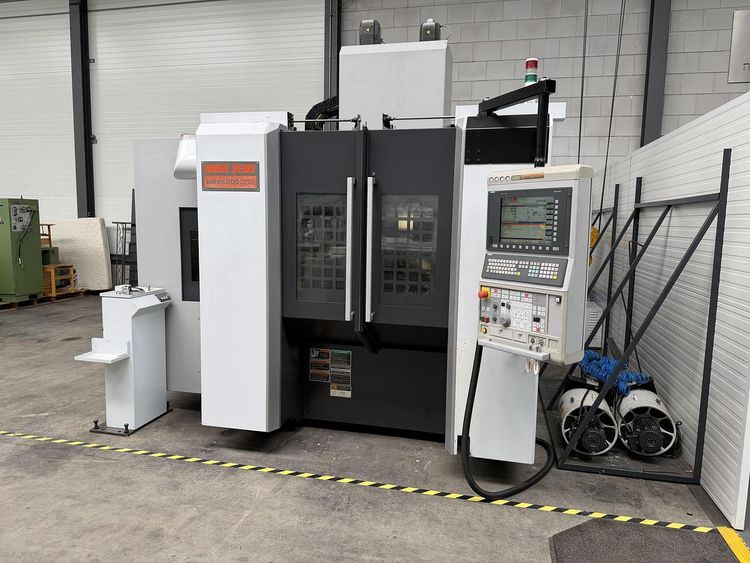 Mori Seiki NMV5000 DCG 5 Axis