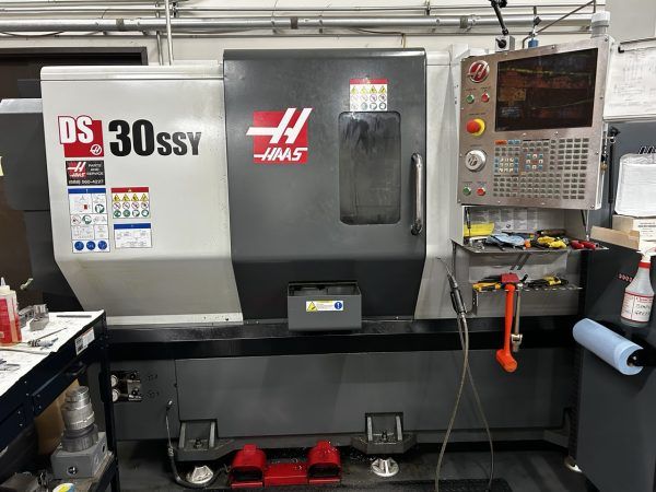 Haas Haas CNC Control 4,800 RPM DS-30SSY Multi-Axis CNC Lathe 2 Axis