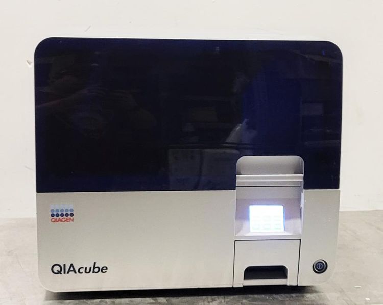 Qiagen Q Instruments QIAcube, Automated Robotic DNA/RNA Purification System