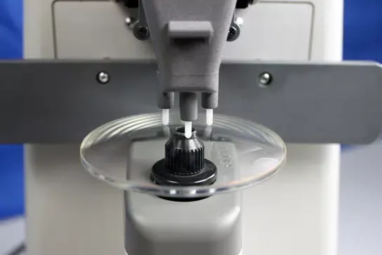 Tomey TL-100 Auto Lensmeter