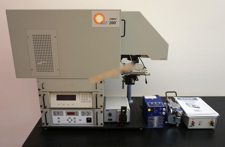 Newport Oriel IQE200 PV test system