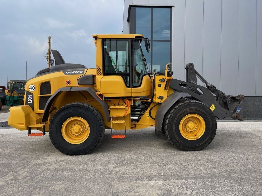 Volvo L90H Wheel Loader