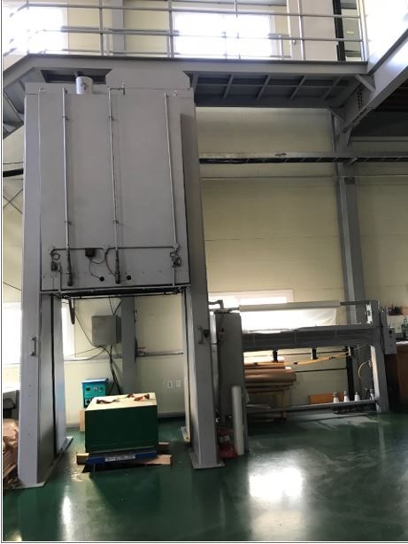 Shrink film pallet wrapping machine