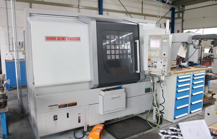 Mori Seiki M 730 BM MAPPS IV 4000min/-1 NLX 2500 Y / 700 3 Axis