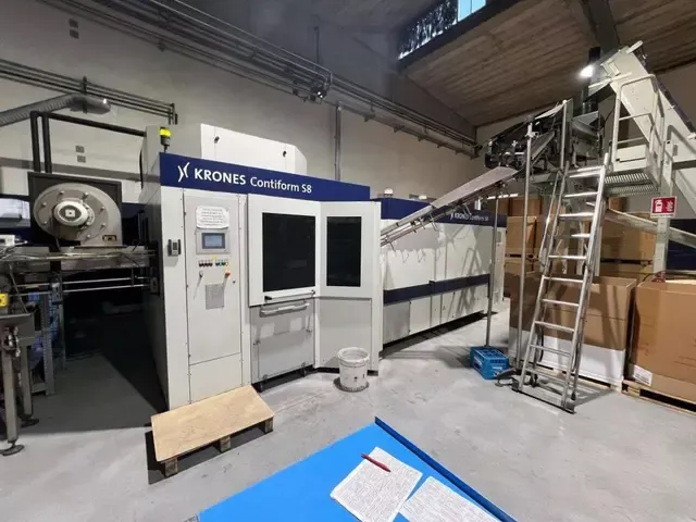 Krones CONTIFORM S8, Blow Moulder