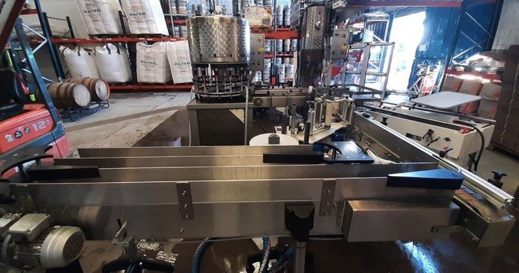 Beer bottling line