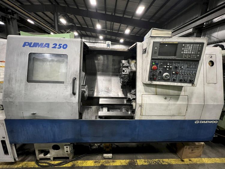 Daewoo FANUC 18T CNC CONTROL 3, 500 RPM 250B 2 Axis