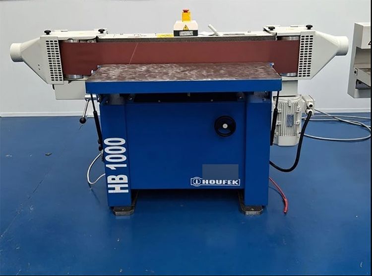 Houfek HB1000