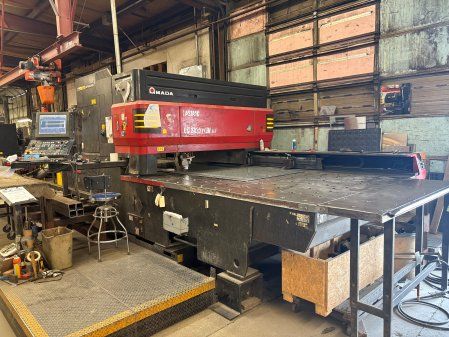 Amada PULSAR 2415NTA4 FANUC