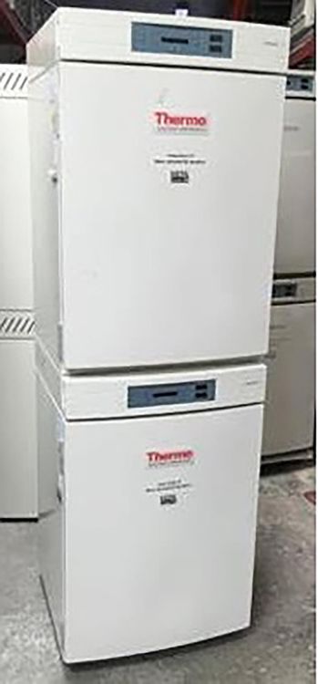 Thermo Scientific 3110 CO2 Water Jacketed Incubator