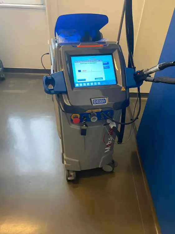 DEKA Motus AX Laser