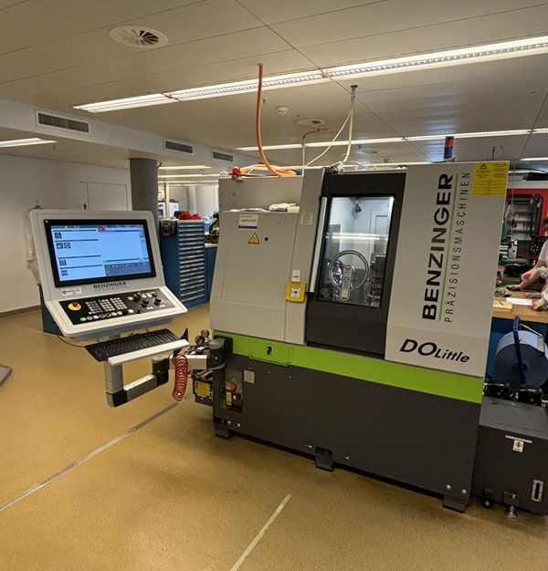 Benzinger Control: Siemens 840 DSL 15000 rpm DOLittle B3/16 3 Axis