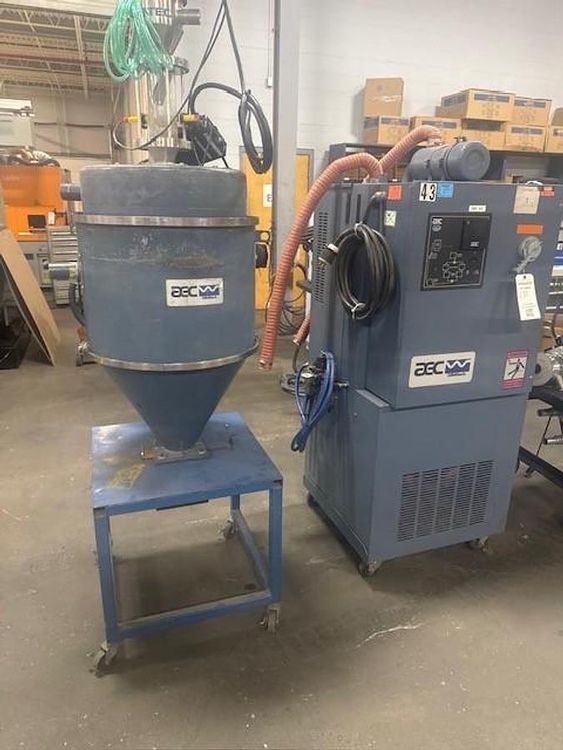 AEC, Whitlock WD-30 Desiccant Resin Dryer w/ Hopper
