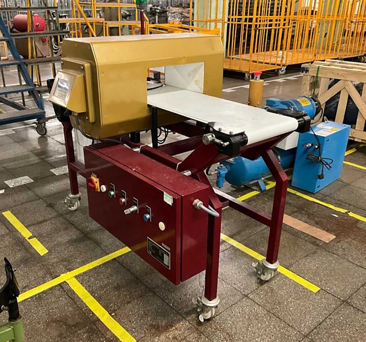 Lock Garmentcheck Gold