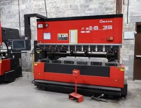 Amada FBD 8025NT 88 ton