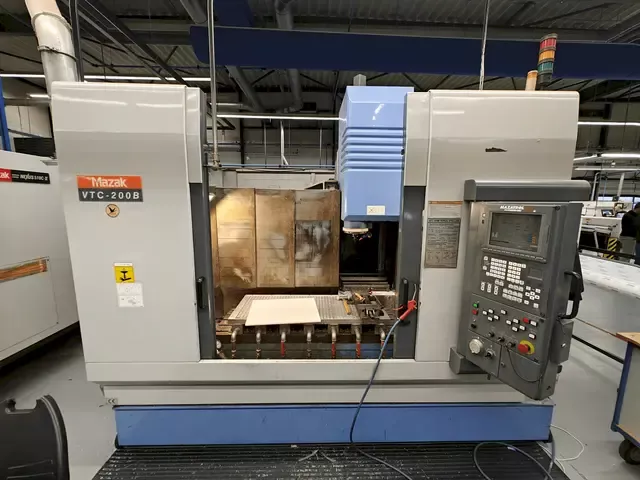 Mazak VTC-200B 3 Axis