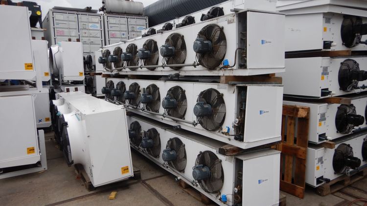 3 Helpman LFX 306 Cooling Capacity: 41 kW
