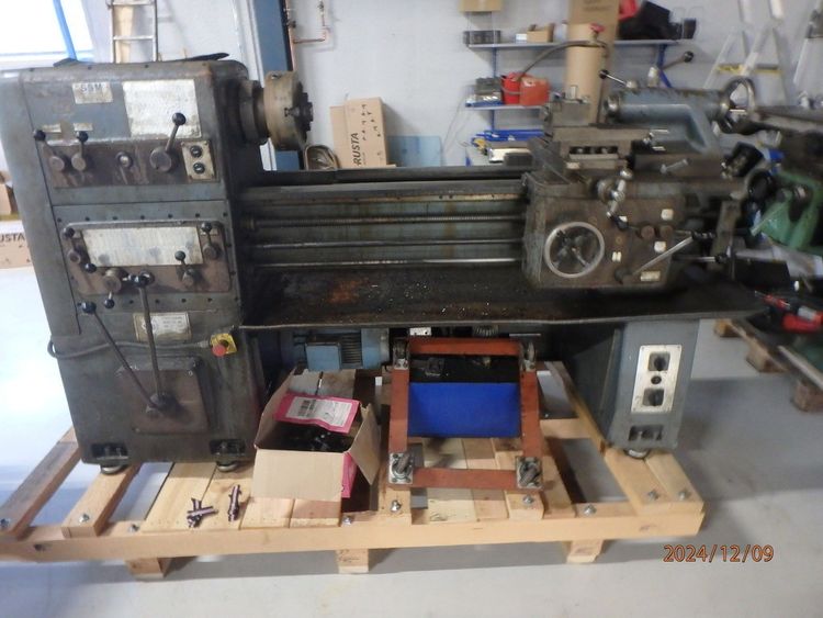 Storebro ENGINE LATHE 1130 rpm GS210