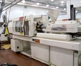 Sandretto Injection Molding Machine 105 Ton