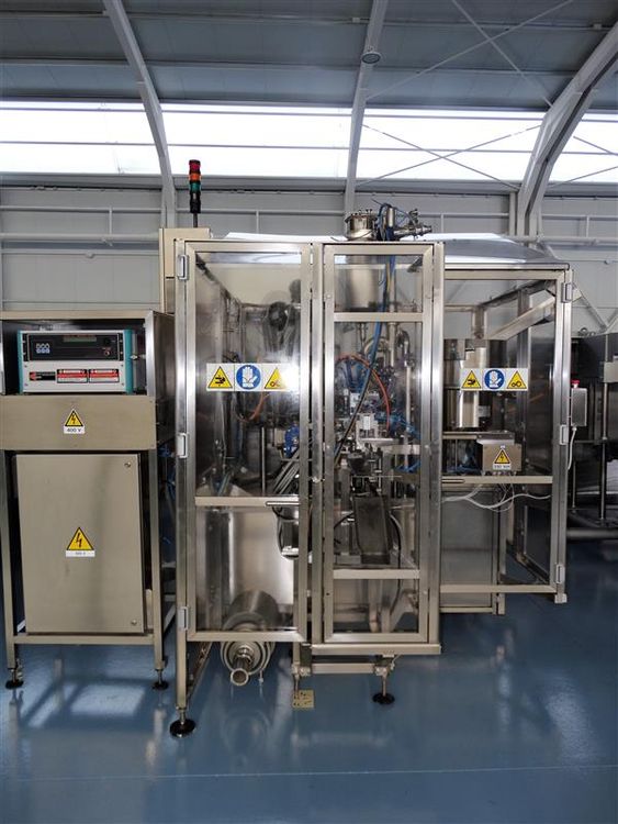 CHP30-RS FILLING AND SEALING MACHINE