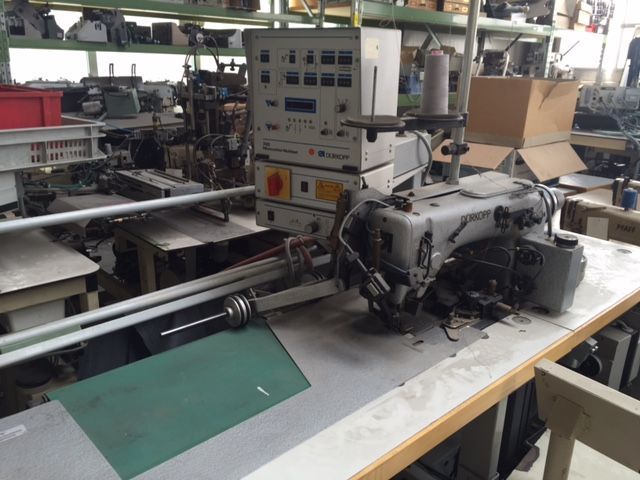 Duerkopp adler 749 automatic unit for side seems on trousers