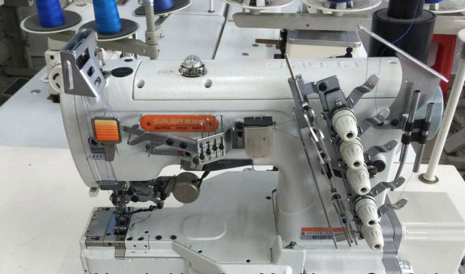 Sirube C858K-W122-356 Overlock joint seam sewing machine