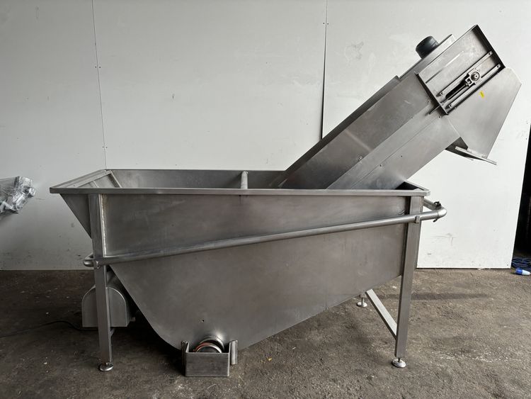 NNP Bucket elevator washing conveyor