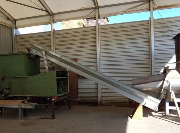 Reinbold PAL Pallet Shredder Line