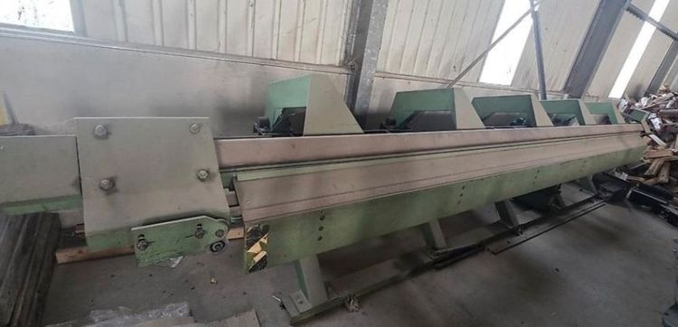 Hydraulic sheet metal bending machine 6m long