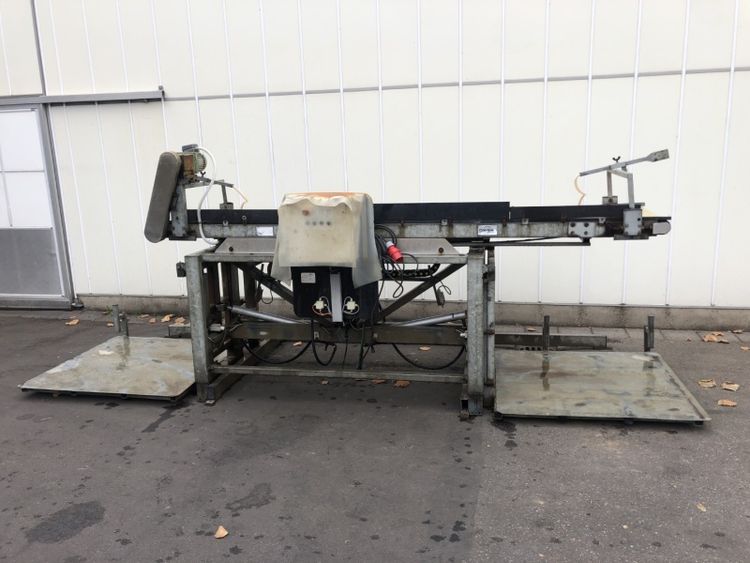 Compass DVA150 auto, Box filler with hydraulic boxlifting arms