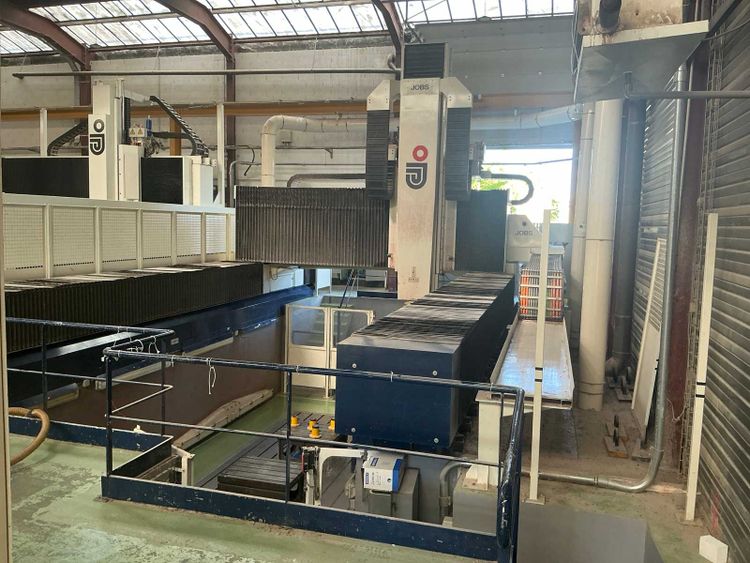 Online Auction - Definitive shutdown: Jobs LinX 5-axis CNC milling machines and complete workshop in Voisins le Bretonneux (FR)