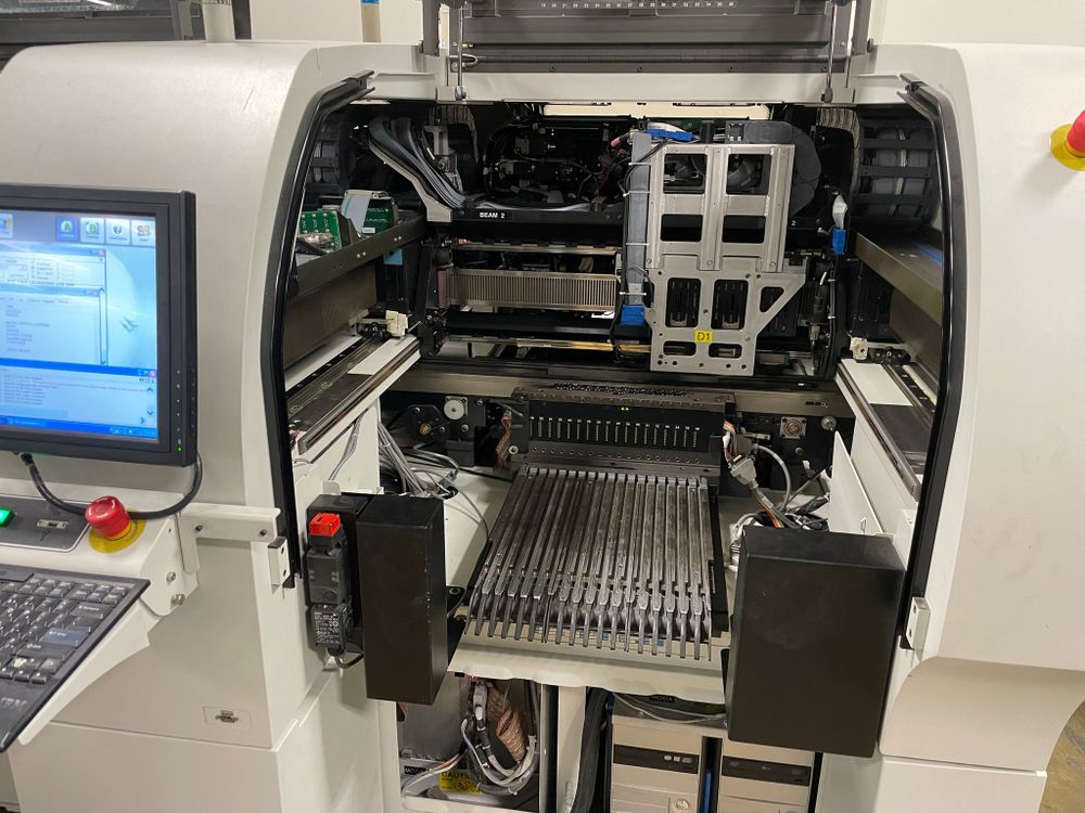 Universal Instruments Genesis GQ120C (GC120)