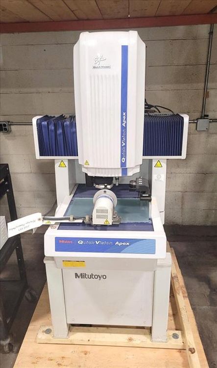 Mitutoyo Quick Vision Apex QVT1-X302P1L-C CNC Vision Measuring System