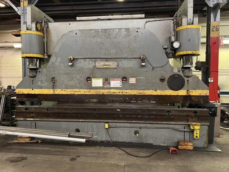 Cincinnati PRESS BRAKE 400H12 400 Tons