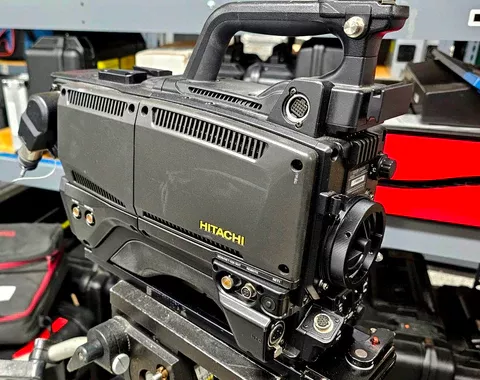 4 Hitachi Z-HD5000 CAMERA HEAD AND SMPTE FIBER BACK