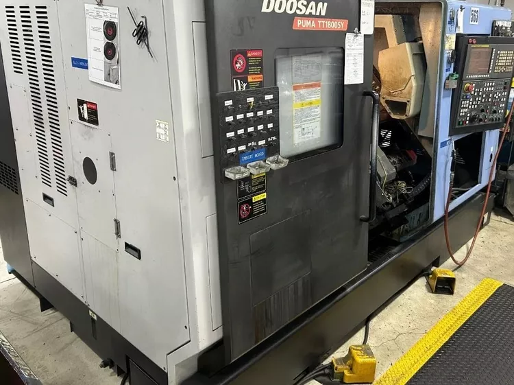 Doosan CNC Control 5000 RPM PUMA TT1800SY 5  Axis