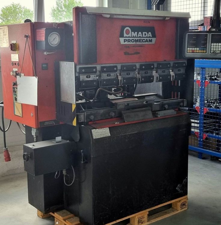 Amada IT 02512 25 TON