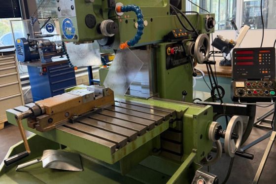 Deckel FP4M  Vertical 2500 rpm