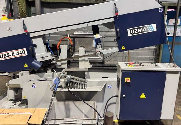 UZMA UBS-A 440 Bandsaw, Like New Semi Automatic