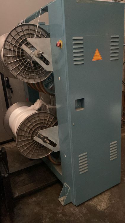 Comez Positive motorized creel for crochets