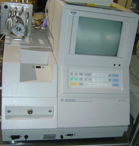 Hitachi F2000 Spectroflourometer with Temperature Control