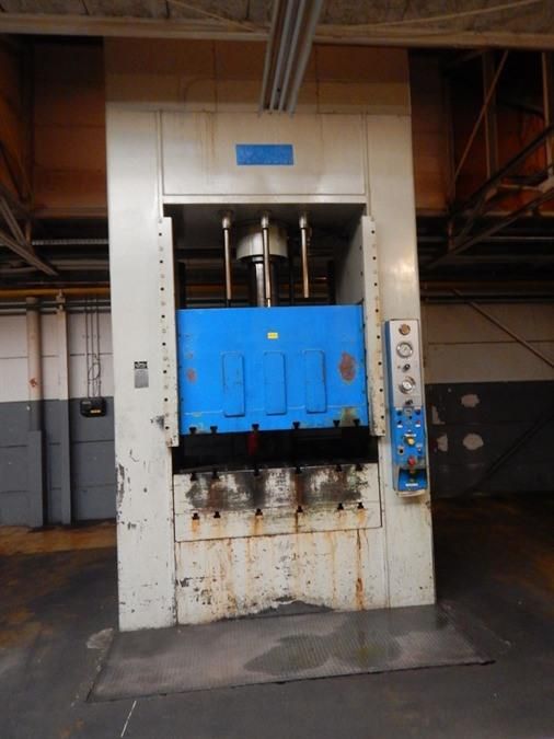 Soenen 2H5 200 ton + 80 ton