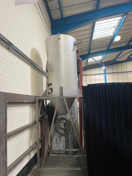 Piovan 500Kg dryer