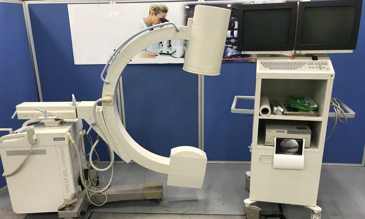 Siemens SIREMOBIL Compact L C-Arm