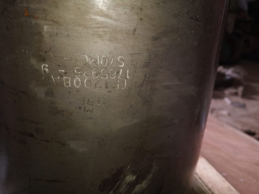 6 Man B&W MAN B&W S70MC // PLUNGERS AVAILABLE FOR SALE