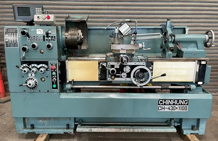 Engine Lathe 2000 rpm CHIN HUNG CH-430x1100