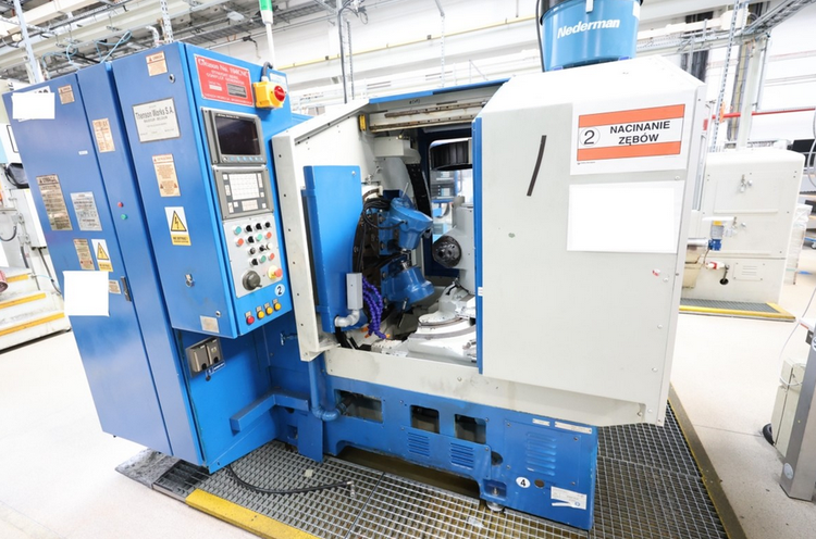 Gleason, Pfauter No. 104 CNC Cone distance min./max.: 0-108 mm Bevel Gear Generator - Straight